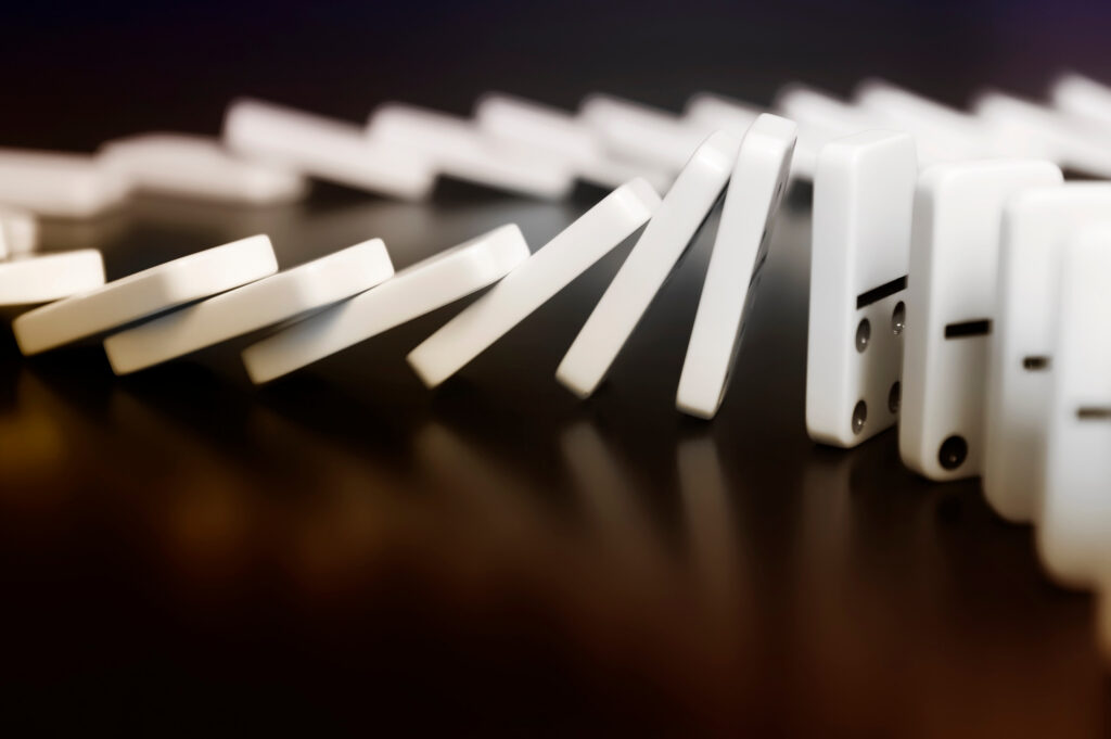 Dominoes